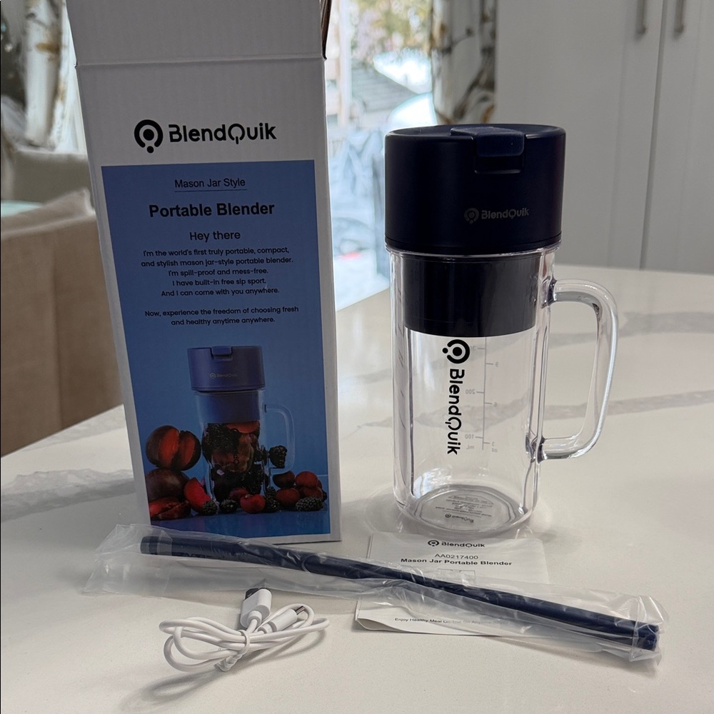 NEW BlendQuik Mason Jar Style Portable Blender